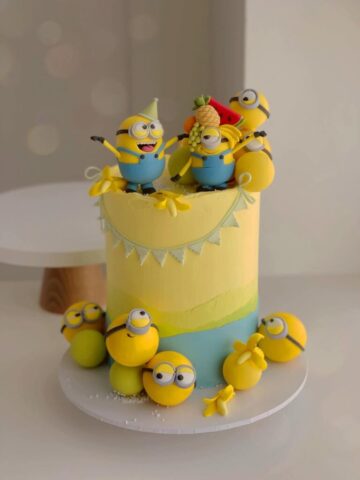 minion theme kids cake